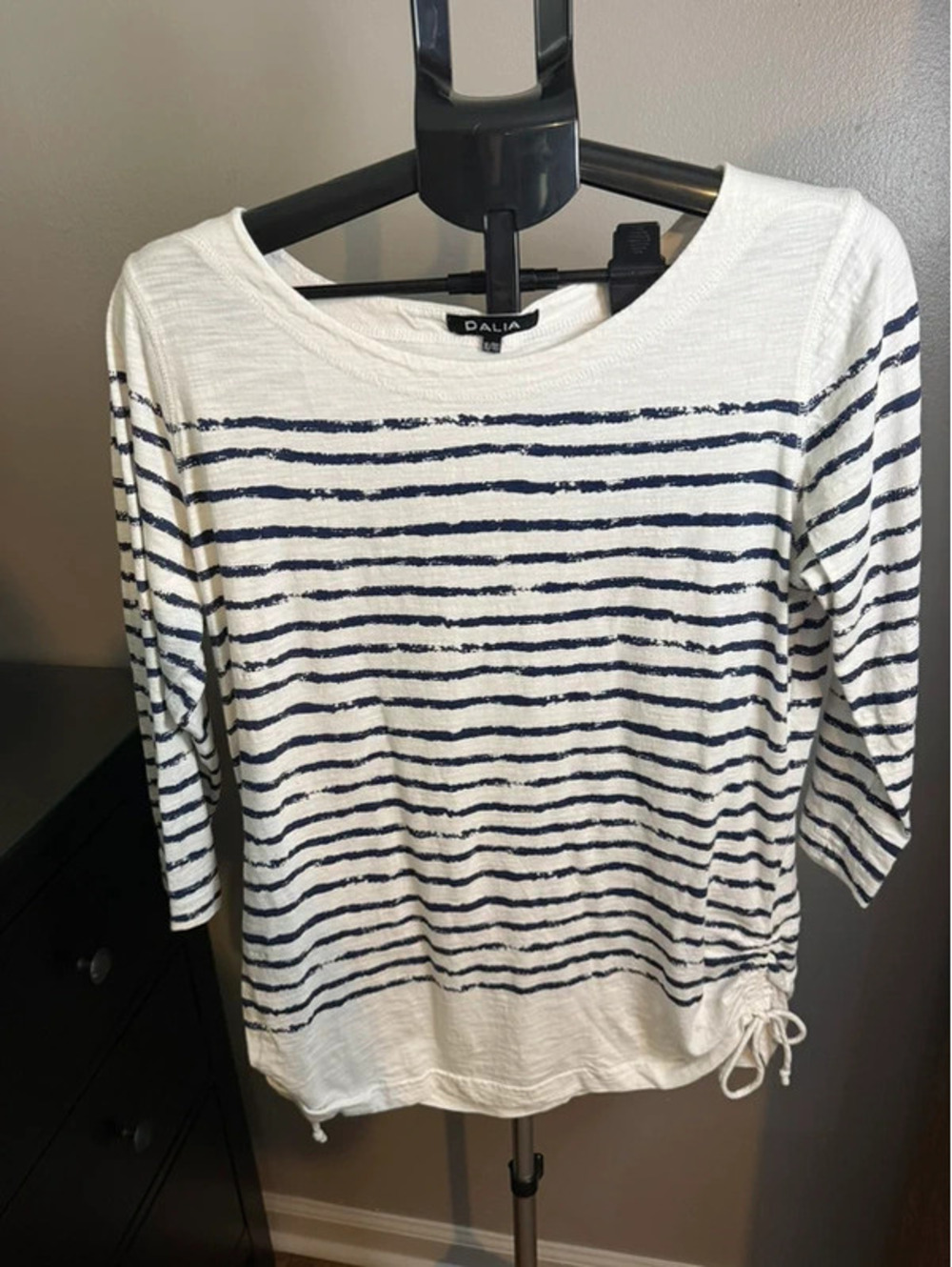 Dalia White Navy Striped Ruched Side Top Size XL/1G 3/4 Sleeve